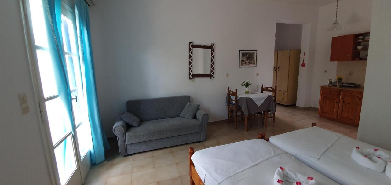 Jenny Apartments Καρλόβασι Εξωτερικό φωτογραφία